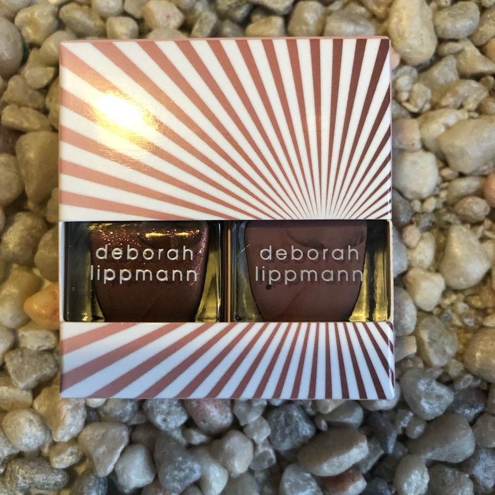 Deborah Lippmann polishes
